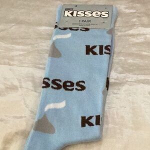 NWT Hershey Kisses Fun Unisex Socks 
Size 6 —-12   Socks So Much Fun